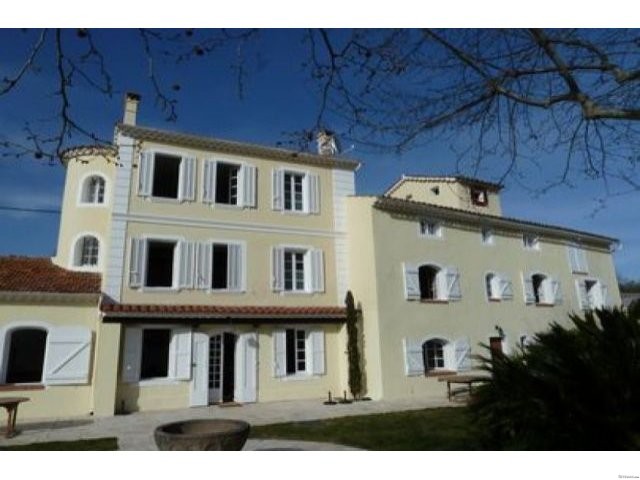 Provencal Bastide Villa Rental with 8..