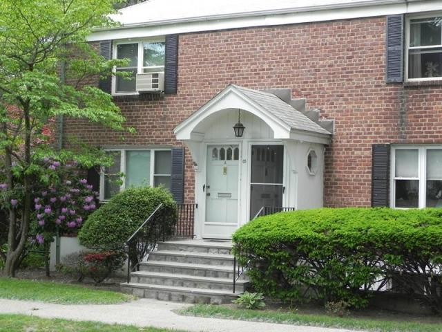 2 bedroom Co-op For Sale: Rye, New York - 2