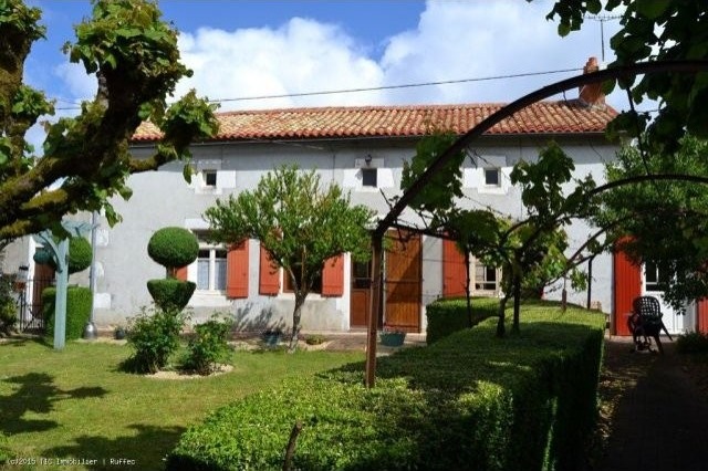 Large House In Good Condition With..