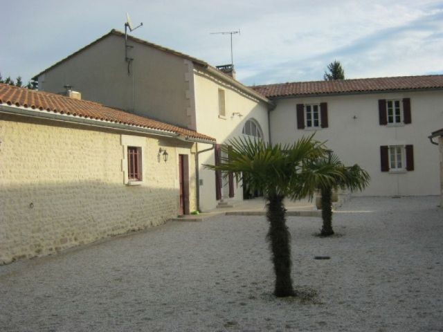 Property with many.. - 2