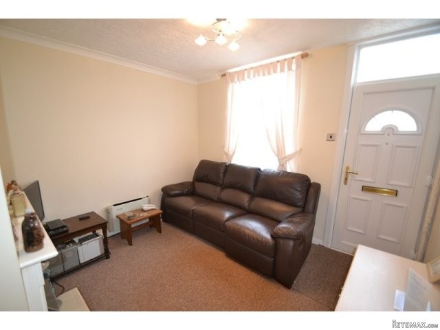 2 bedroom house in SHEERNESS