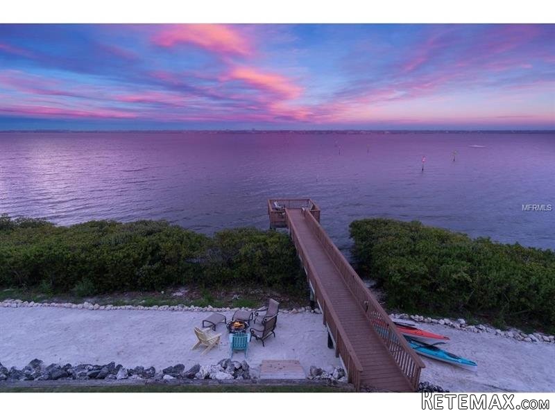 4 bedroom House For Sale: 4219 Hawk.. - 2