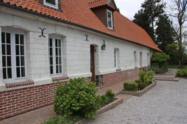 4 bedroom House For Sale: 62690 AVESNES.. - 2