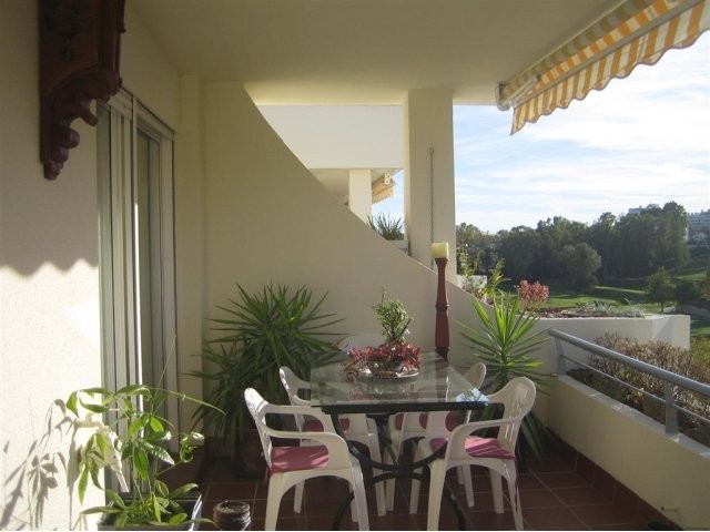 PENTHOUSE FOR SALE IN GUADALMINA