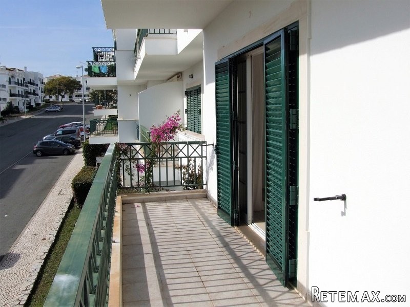 Gorgeous 1 Bed Apartment For Sale In.. - 2
