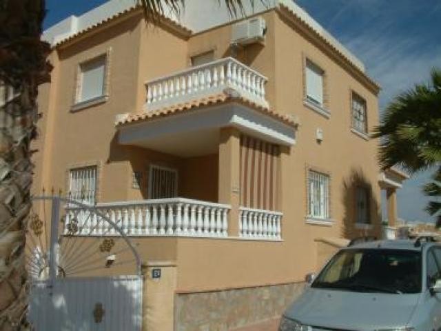 Distressed sale fantastic Villa in Spain