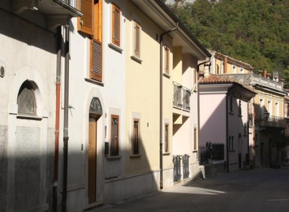 HOLIDAY APARTMENT IN PACENTRO