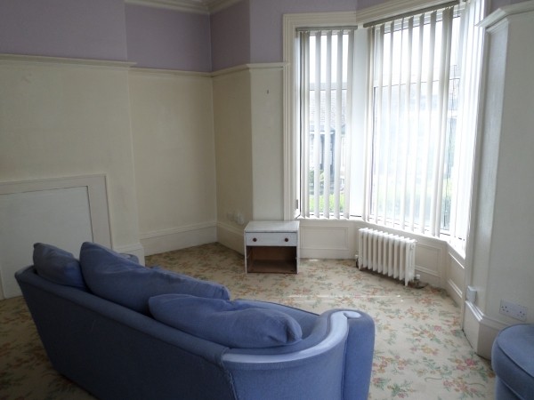 Flat 1 Bradford Road BD18 3BX - 2