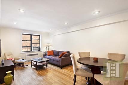 1 bedroom Apartment For Sale: 25 -18..