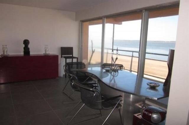 2 bedroom Flat For Sale: 33120 ARCACHON - 2