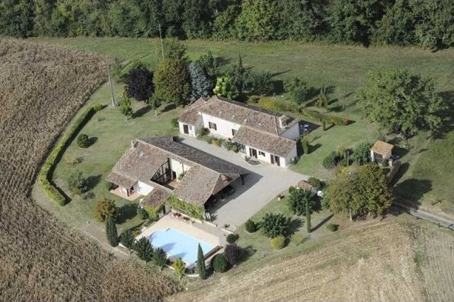 Super Views, Converted Barn And..