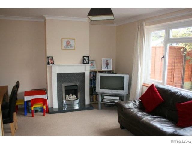 Cedar Drive, Edenbridge, Kent Tn8 - 2
