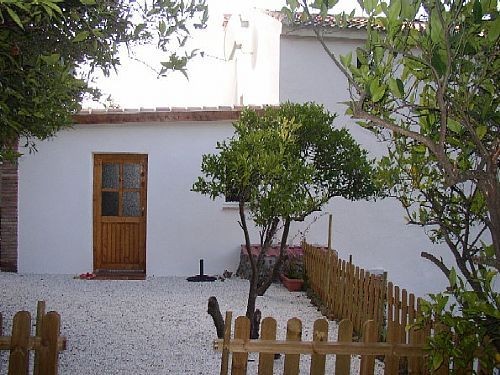 Villa - A nice 3 bedroom, 2 level house..