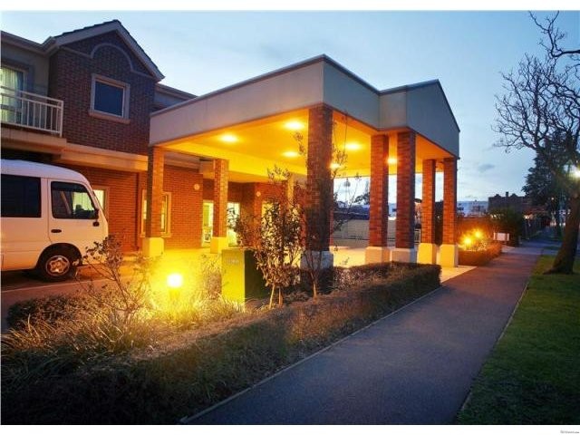 Regis Bayside Gardens - Brighton -..