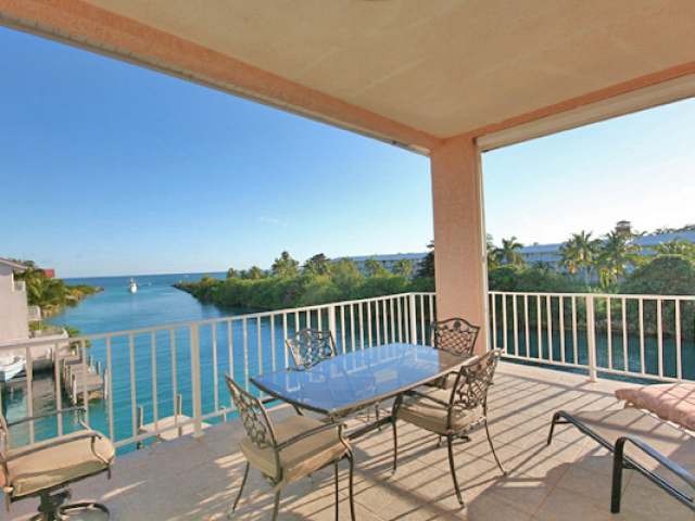 Apartment/townhouse - REDUCED!! One of.. - 2