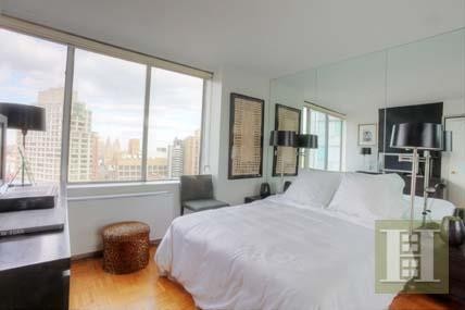 1 bedroom Apartment For Sale: 61 WEST.. - 2