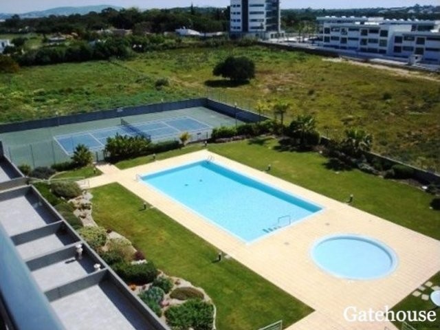 Apartment For Sale In Algarve Quarteira - 2