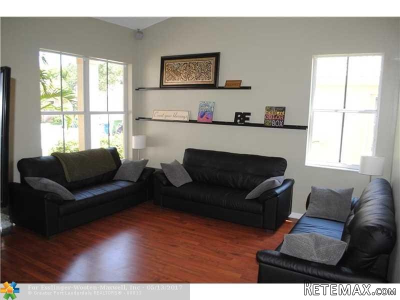 3 bedroom House For Sale: 959 Savannah.. - 2