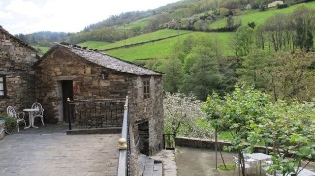 10 Bed Country House For Sale 10 - 2