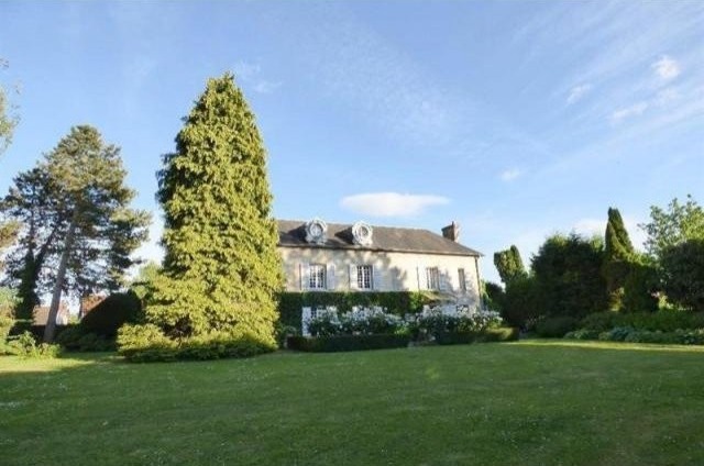 6 bedroom Character For Sale: 60200.. - 2