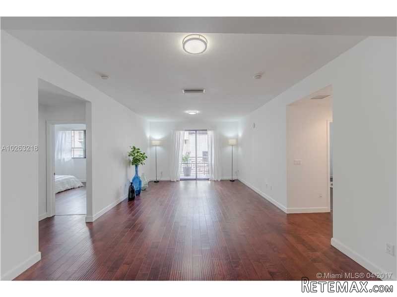 2 bedroom Flat For Sale: 8395 SW 73rd.. - 2