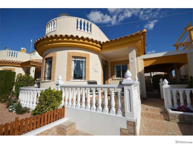 2 bedroom Villa For Sale: Detached..