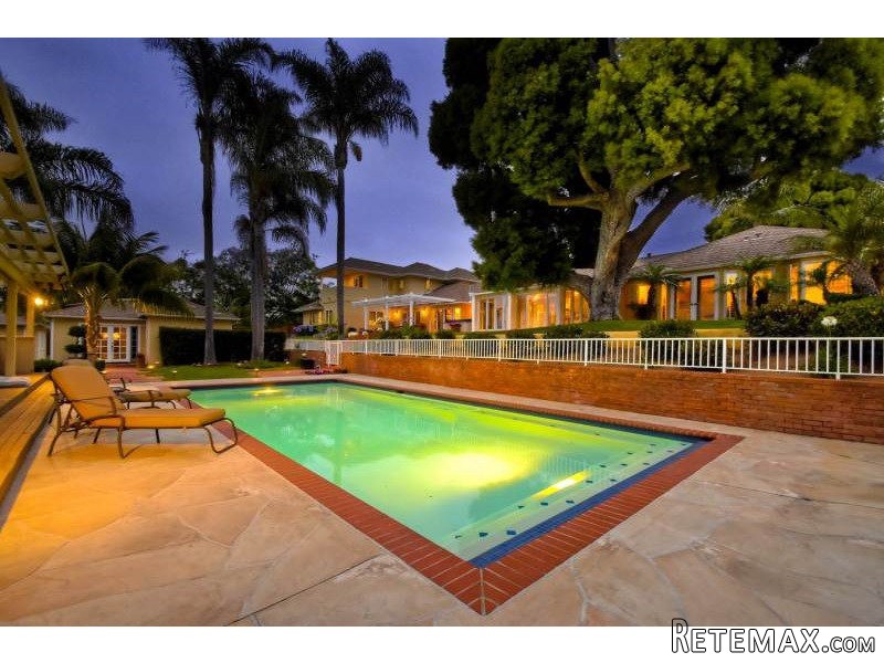 3437 Highland Drive Carlsbad..