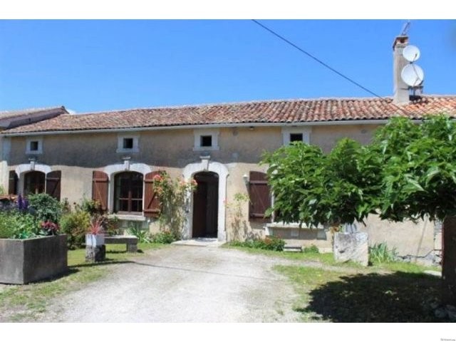 5 bedroom farmhouse, about 20 minutes..