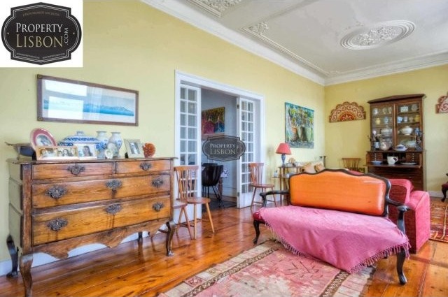 Excellent 4 Bedroom Lisbon Apartment..