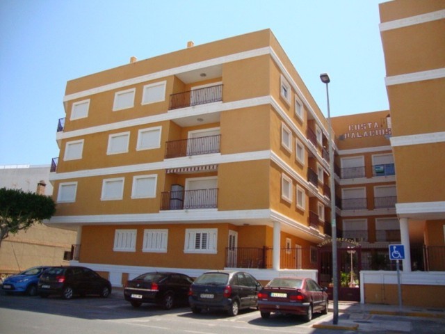 3 Bedrooms - Property - Alicante - For..