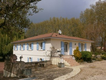 Beautiful Villa With Swimming Pool On..