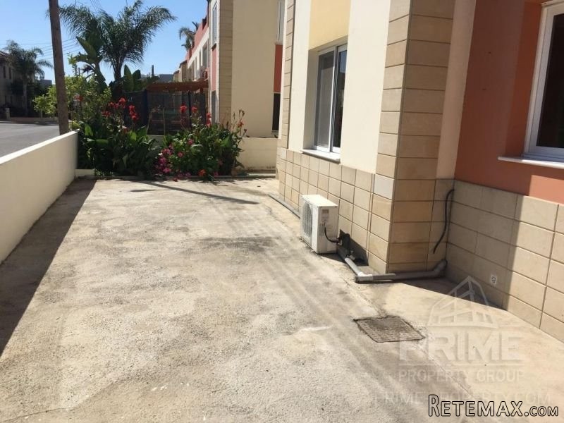 3 Bedrooms - Garden Apartment - Larnaca.. - 2