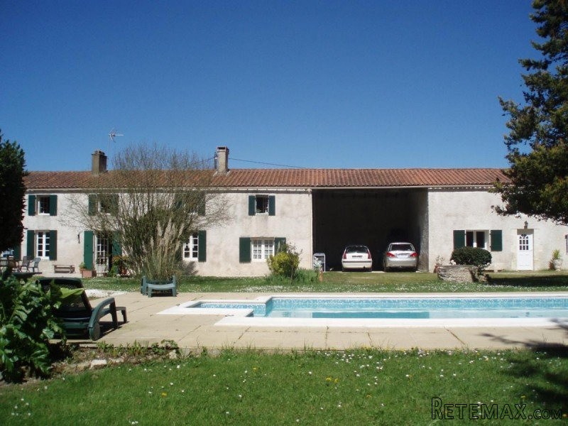 Stone House Acreage, Pool, Gite And..
