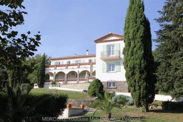 5 bedroom Villa For Sale: 66400 CERET - 2
