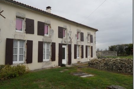 Stone House For Sale St Jean D Angely - 2