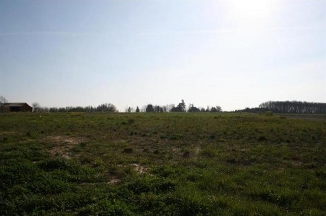 Off-Plan For Sale: 86800 SEVRES..