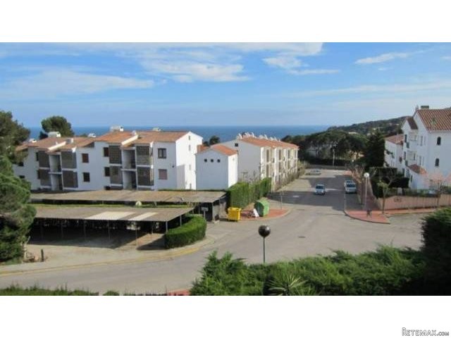 APARTMENT NEXT TO THE CENTER OF CALELLA..