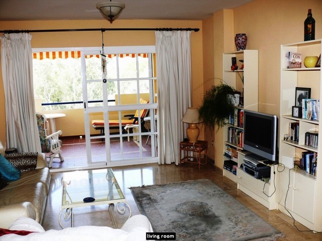 Apartment for sale in New Golden Mile.. - 2