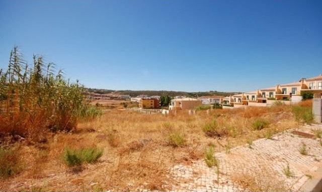 Plot with 428m2 with direct view to.. - 2