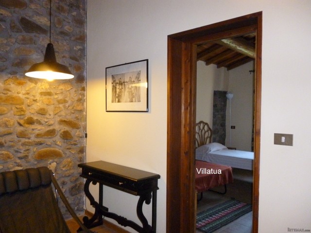 Country/farmhouse - For Sale - West of..