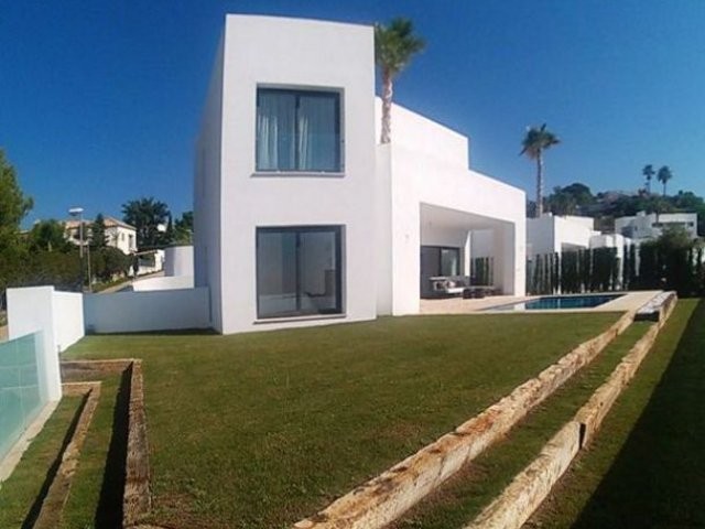 Villa for sale in Benahavis, Malaga..