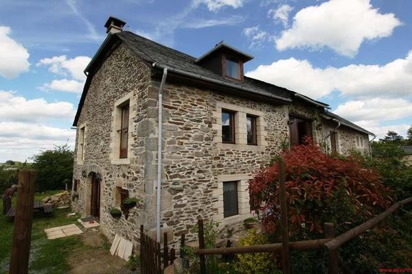 Nr Argentat (19) - For sale spacious..