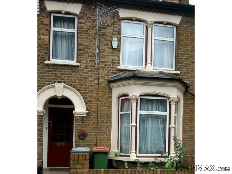 4 Bedroom Victorian House