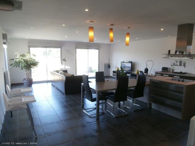 3 bedroom new bungalow with garden - 2