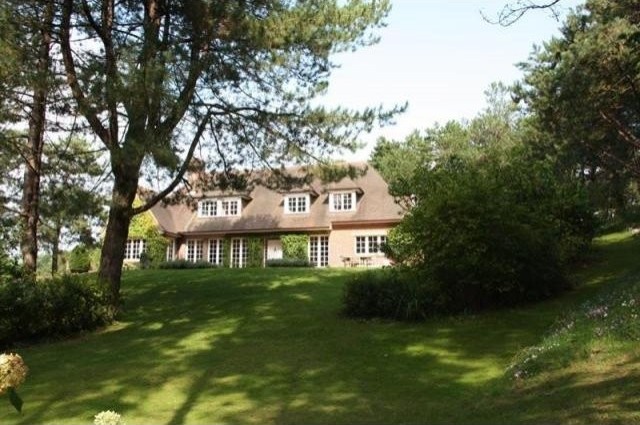 6 bedroom Villa For Sale: 62520 LE..
