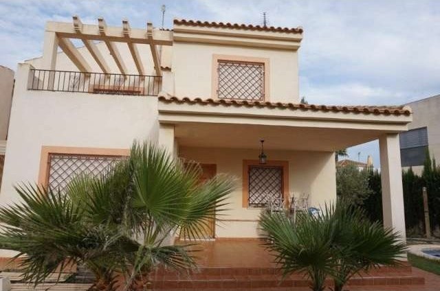 Detached villa in Dehesa de Campoamor