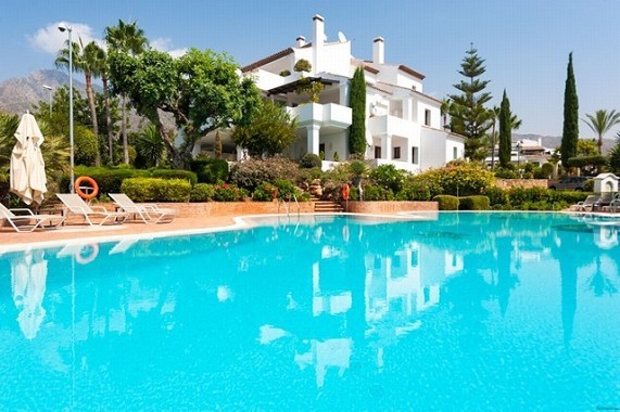 APARTMENT FOR SALE IN MARBELLA