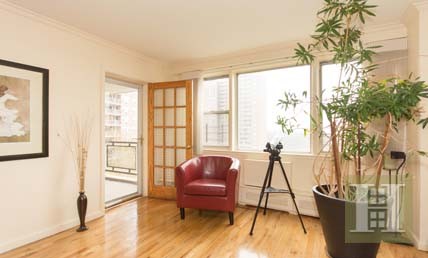 3 bedroom Apartment For Sale: 5800.. - 2