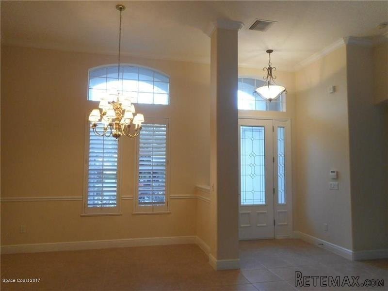 4 bedroom Detached House For Sale: 545.. - 2