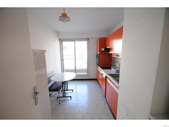 Spacious and Light with Large Terrace - 2